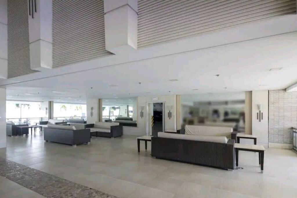 Cherolds Place Lovely 1 Bedroom Condo With Balcony Manila Exterior photo