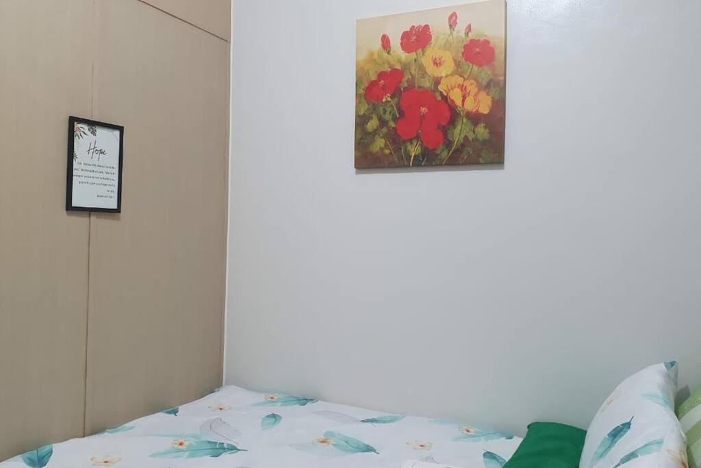 Cherolds Place Lovely 1 Bedroom Condo With Balcony Manila Exterior photo
